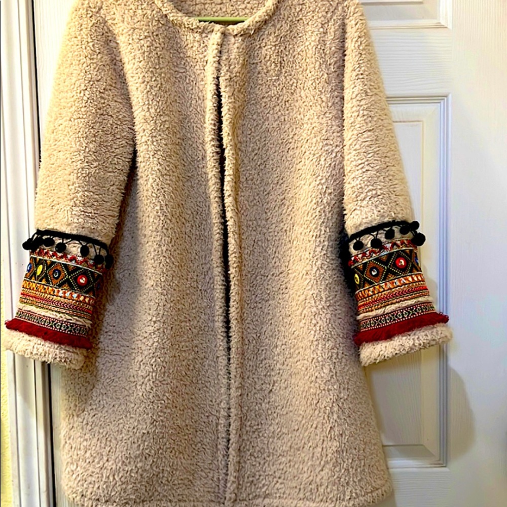 Cozy Teddy Coat With Heavy Work.